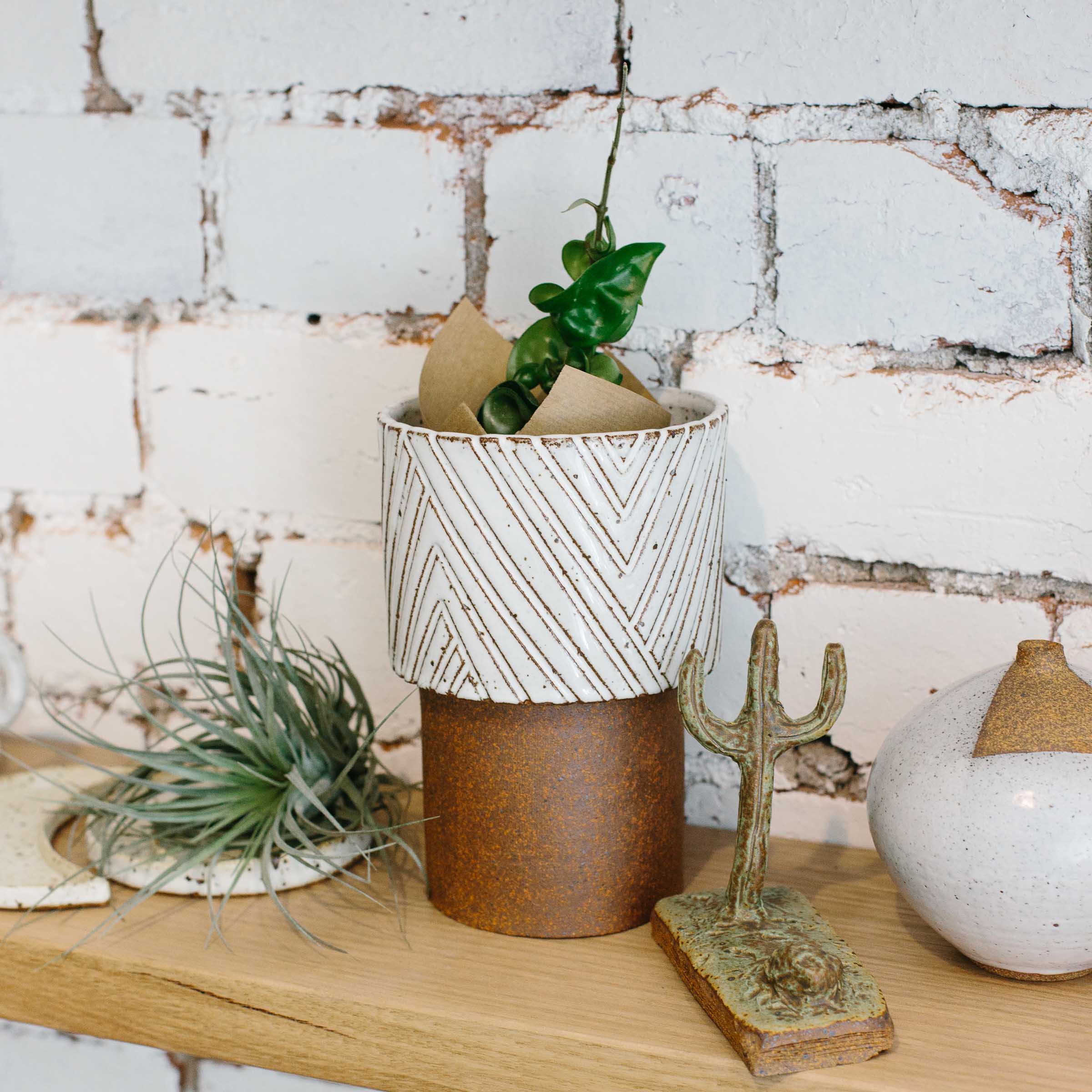 Californian inspired planter in terracotta and white glaze
